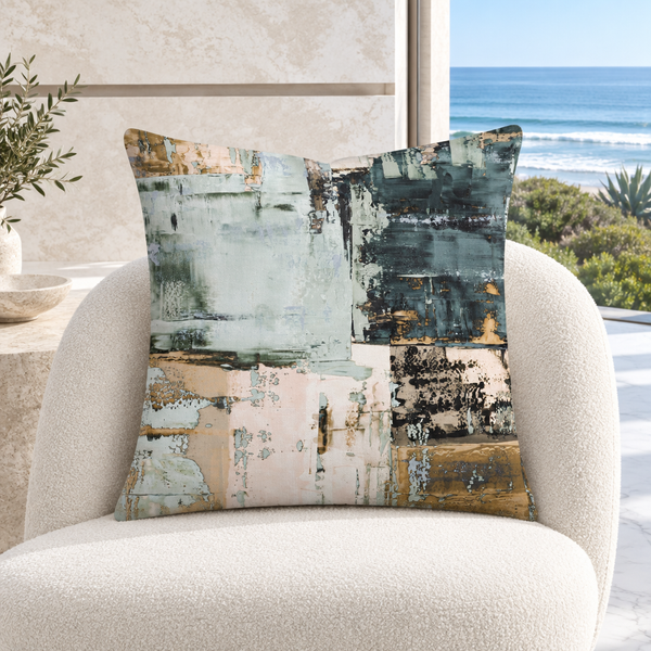 Beachside collector lounge