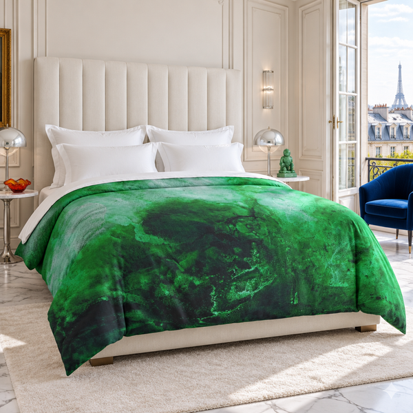 Green Energy in a colorful Paris art patron’s suite
