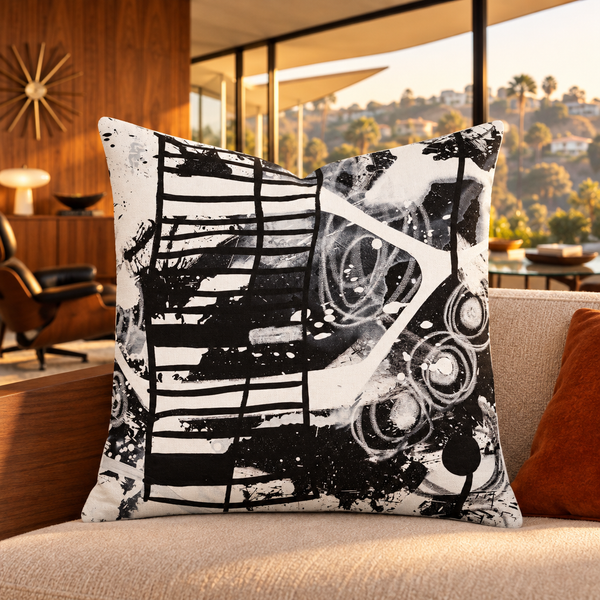 Mid-century modern Hollywood Hills home - Modern Black & White